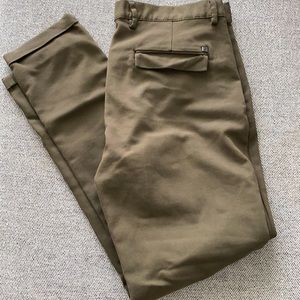 Zara men’s slim pants, go really well with a blazer, size 34 waist, taper in leg